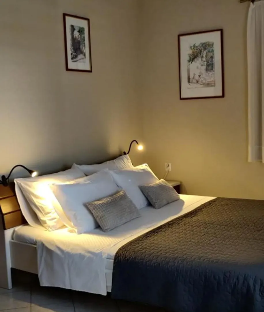 Apartments Grzalja-Rozic Krk Town 0*,